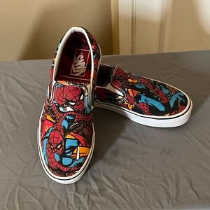 Vans men/womens Spider-Man Slip-On Sneakers - Red and Blue